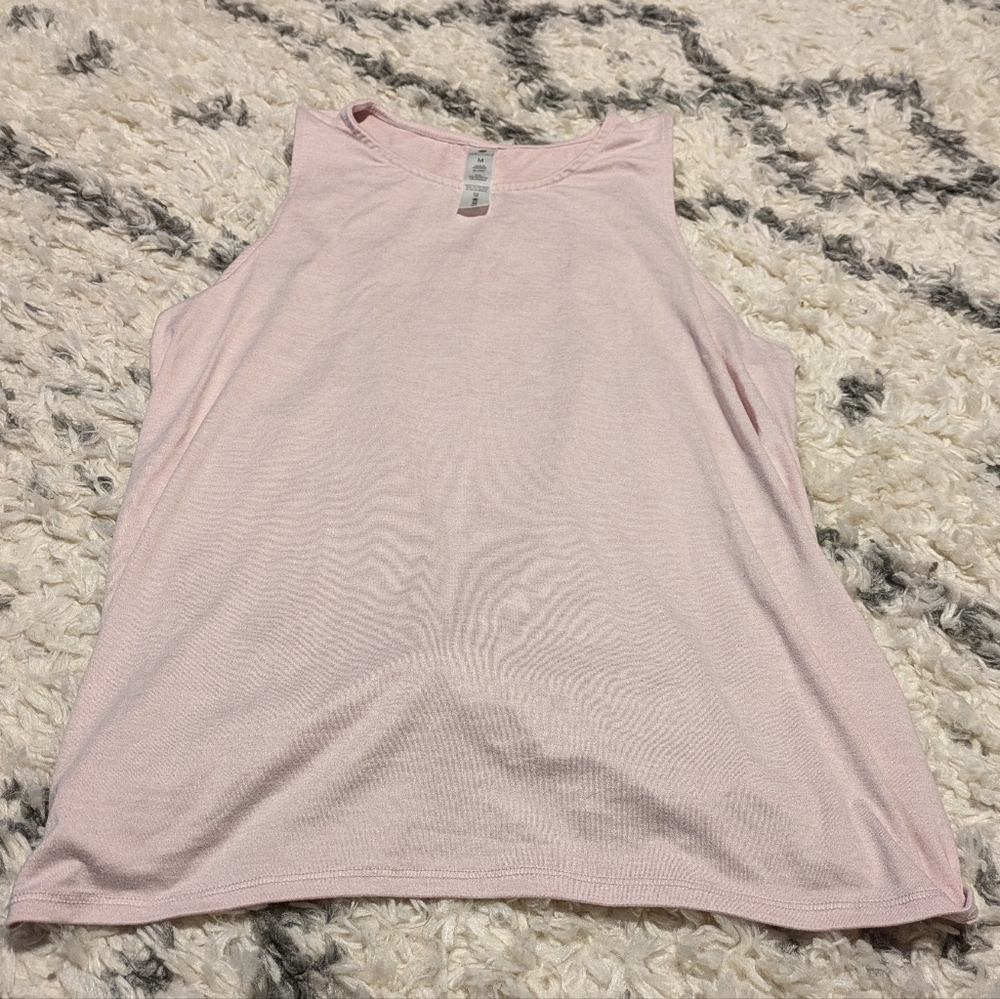Yoga tank ties in back M